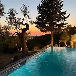 Bed & Breakfast Trulli Terra Magica 4*