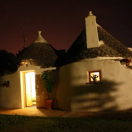 Frühstückspension Trulli Terra Magica 4*