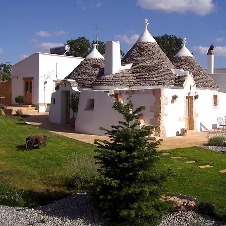 Trulli Terra Magica לינה וארוחת בוקר
